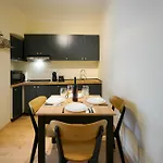 Apartamento Cozy Brudet Old Town 1st Floor Ac