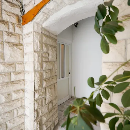 Cozy Brudet Old Town 1st Floor Ac *