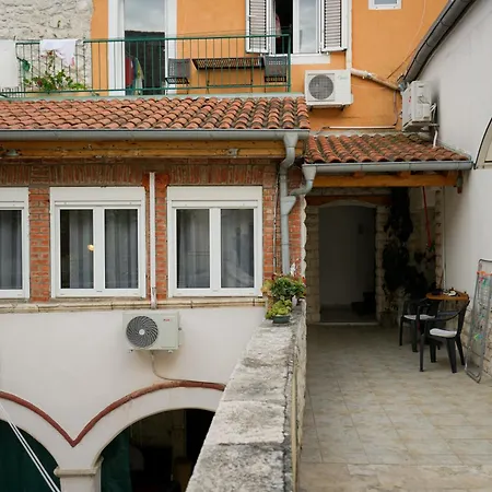 Brudet In The Heart Of Old Town * Zadar